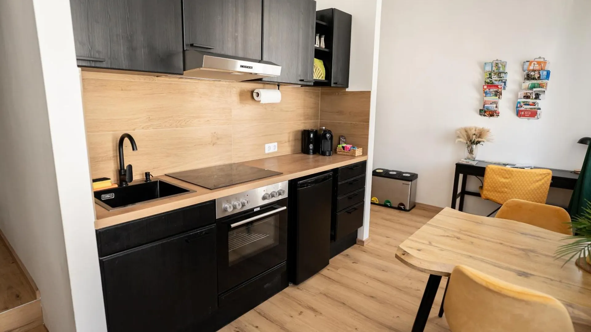 Js Design Apartment Graz Austria
